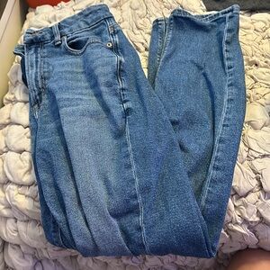 American eagle mom jeans